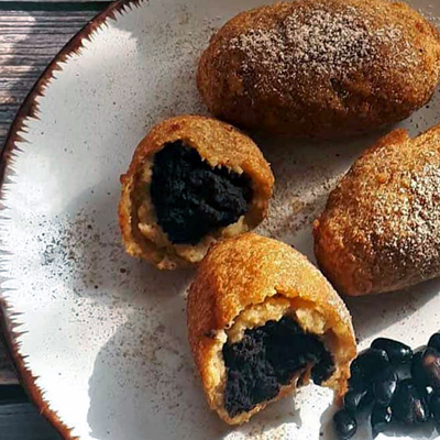 Guatemalan Rellenitos de Platano